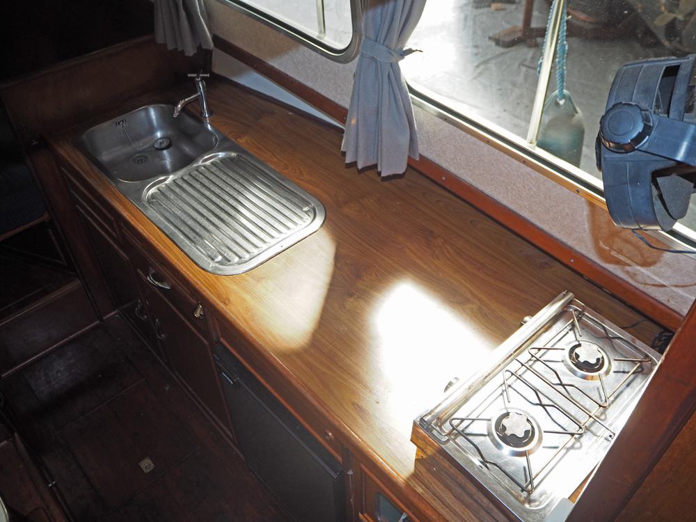 Fore ship, Accommodation